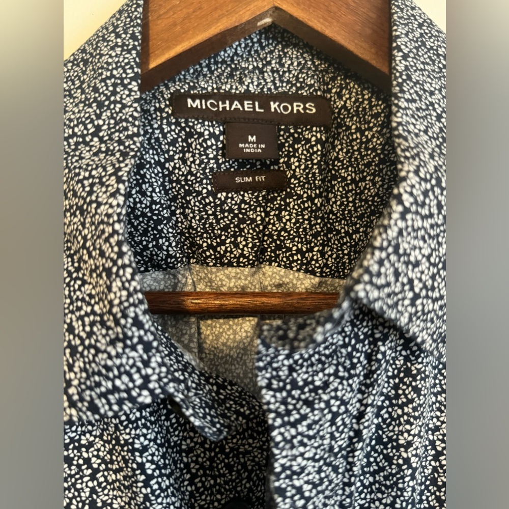 Dress shirts size M with little use in good condition